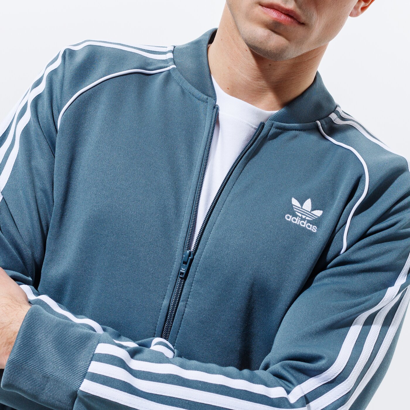 Мъжки суичър ADIDAS СУИТЧЪР СЪС ЗАКОПЧАВАНЕ SST TT P BLUE gn3516 цвят син