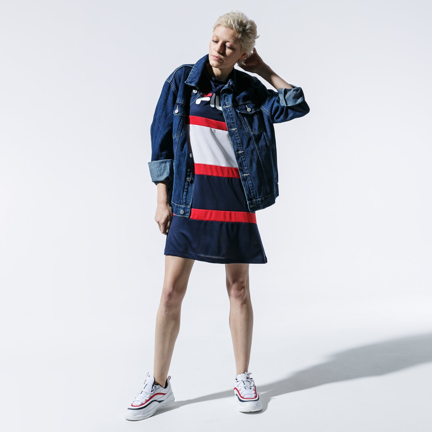 Дамски FILA РОКЛЯ TERHIKKA TEE АНЦУГS  687211k14 цвят тъмносин