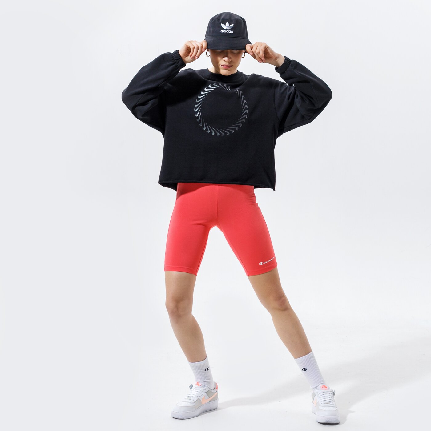 Дамски суичър NIKE СУИТЧЪР W NSW ICN CLASH CREW FT dc5497-010 цвят черен