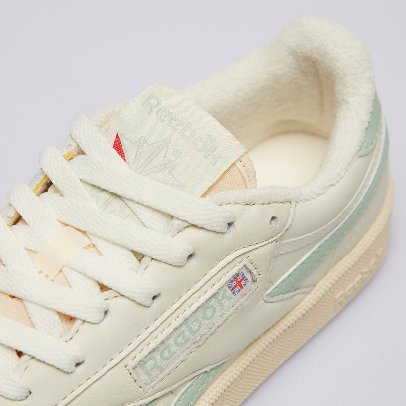 Дамски маратонки REEBOK CLUB C REVENGE VINTAGE 100233957 цвят бежов