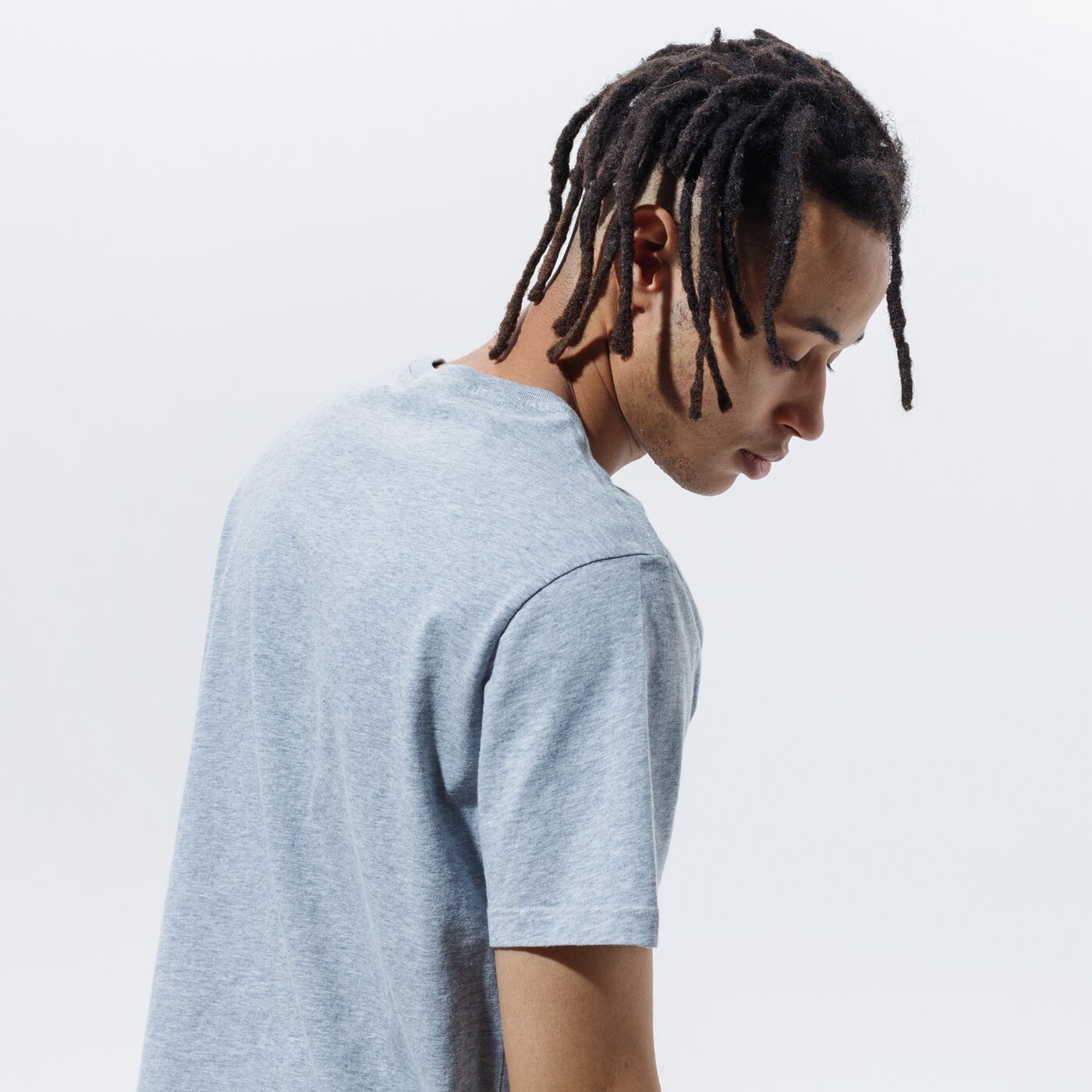 Мъжка тениска LEVI'S ТЕНИСКА GRAPHIC SET IN NECK 17783-0138 цвят сив