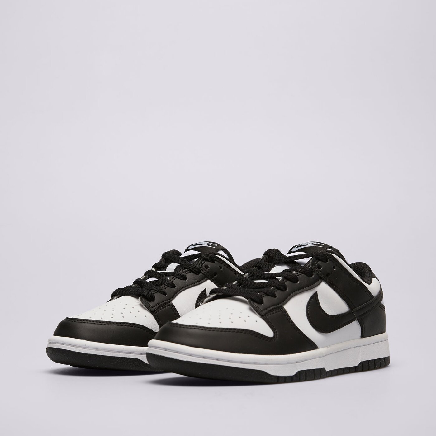 Дамски маратонки NIKE DUNK LOW NEXT NATURE dd1873-102 цвят черен