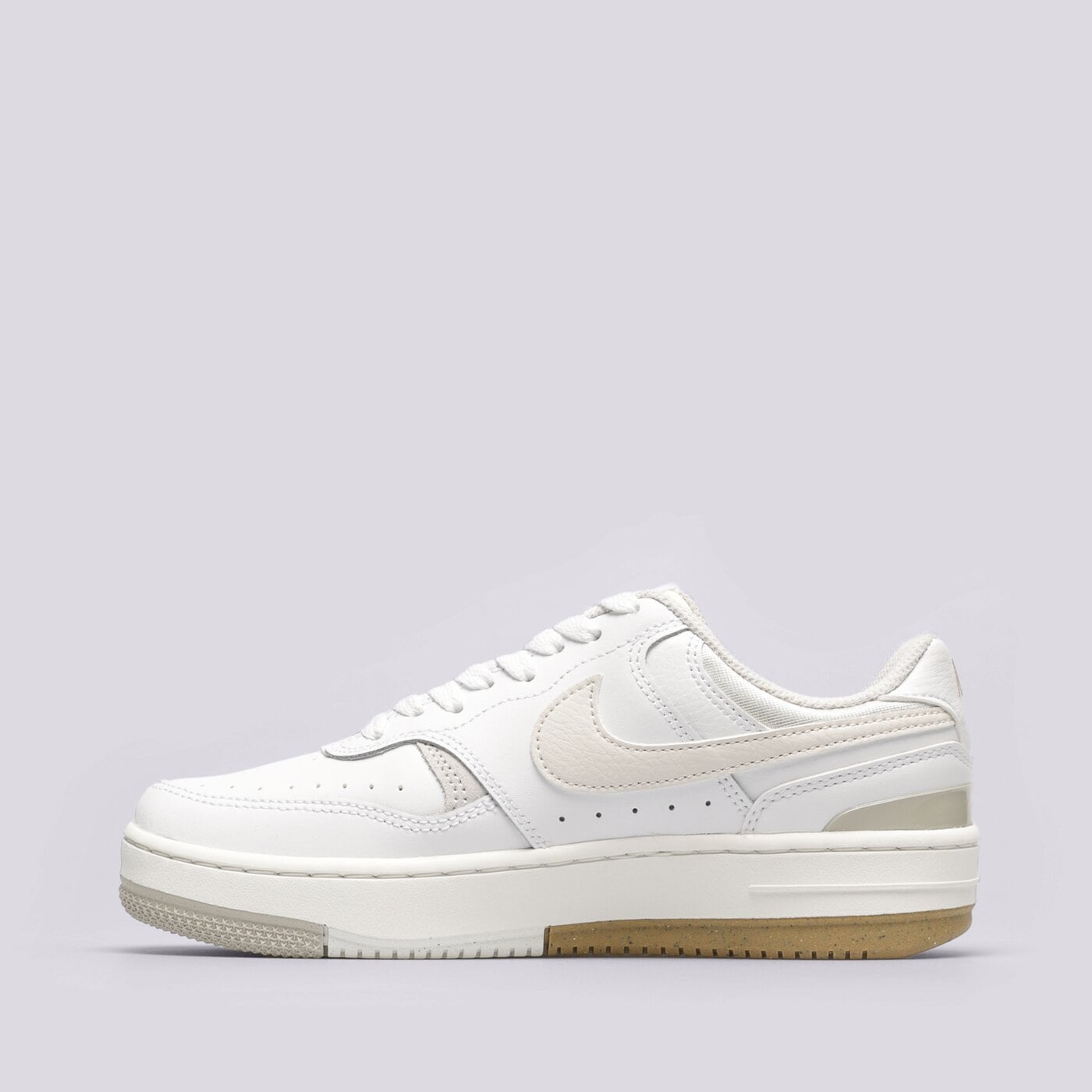 Дамски маратонки NIKE GAMMA FORCE dx9176-103 цвят бежов