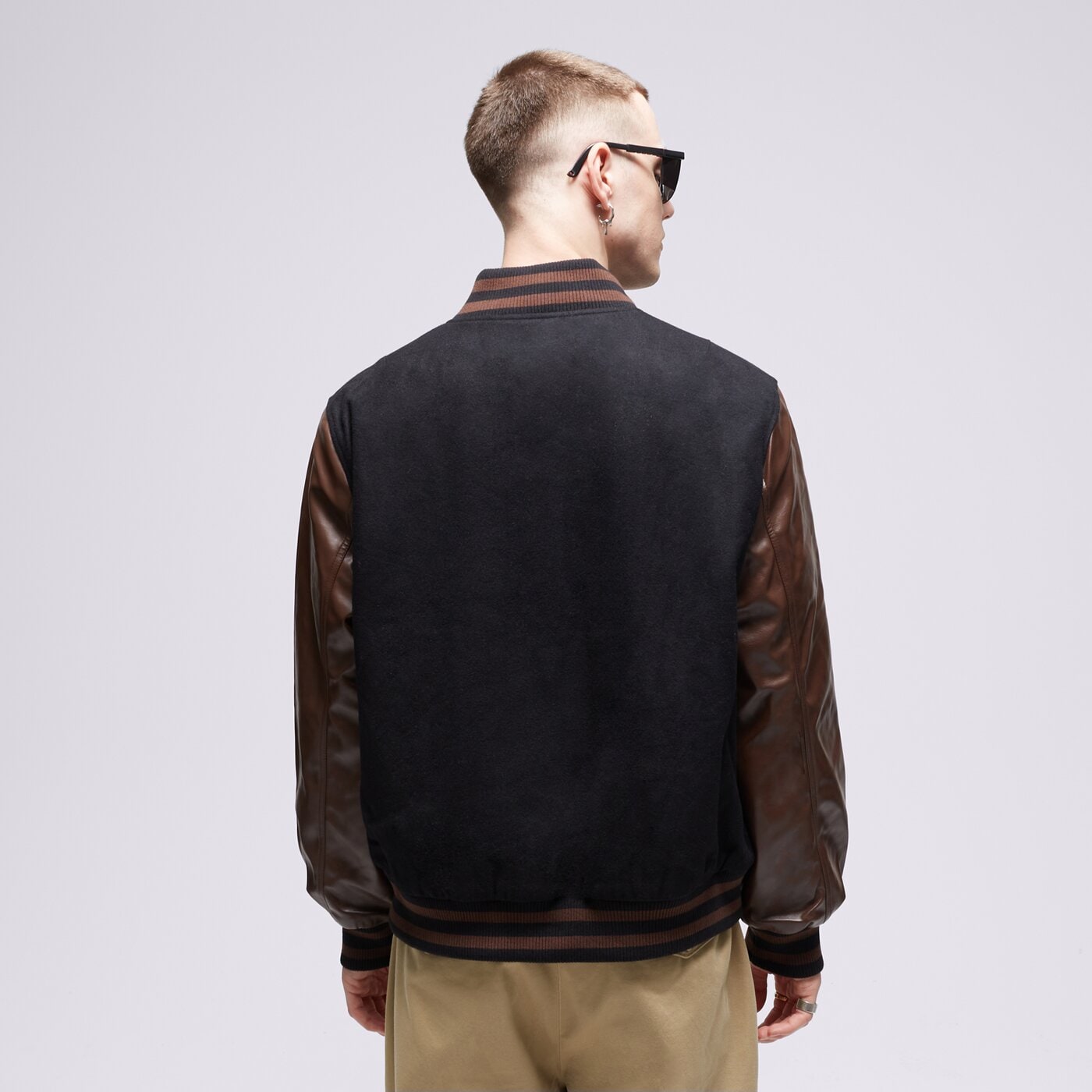 Мъжко зимно яке NEW ERA ЯКЕ NE VARSITY 60424413 цвят тъмносин