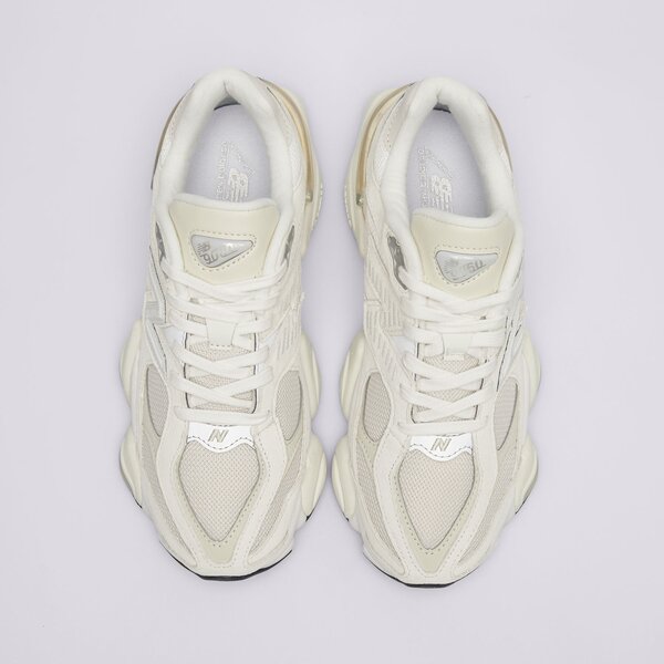 Дамски маратонки NEW BALANCE 9060  u9060wht цвят бежов