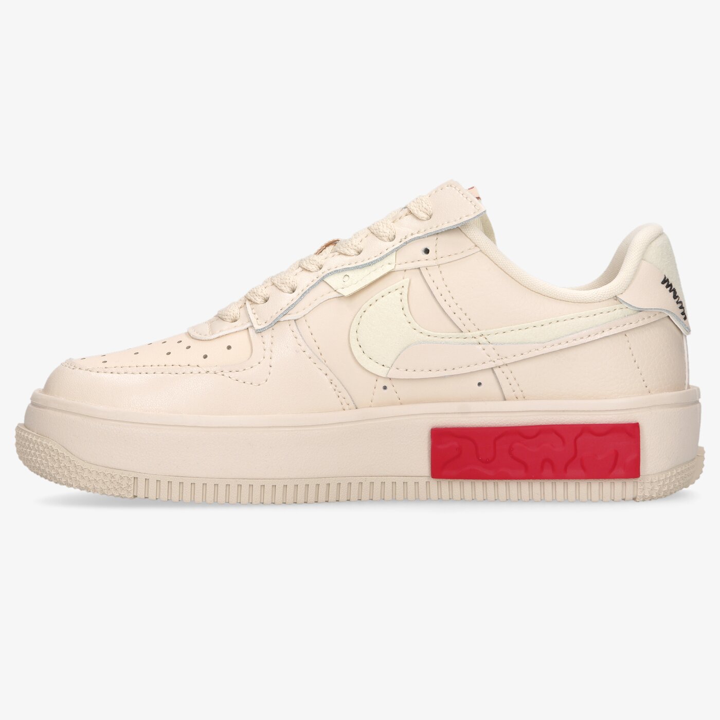 Дамски маратонки NIKE AIR FORCE 1 FONTANKA da7024-200 цвят бежов
