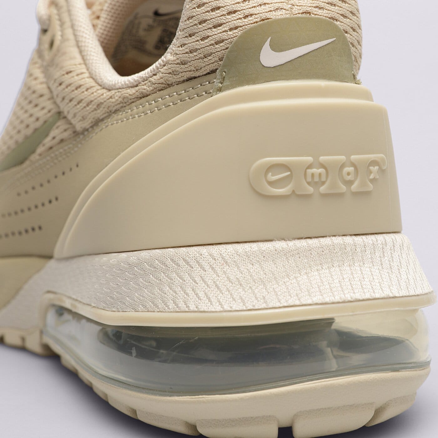 Дамски маратонки NIKE AIR MAX PULSE fd6409-201 цвят кафяв