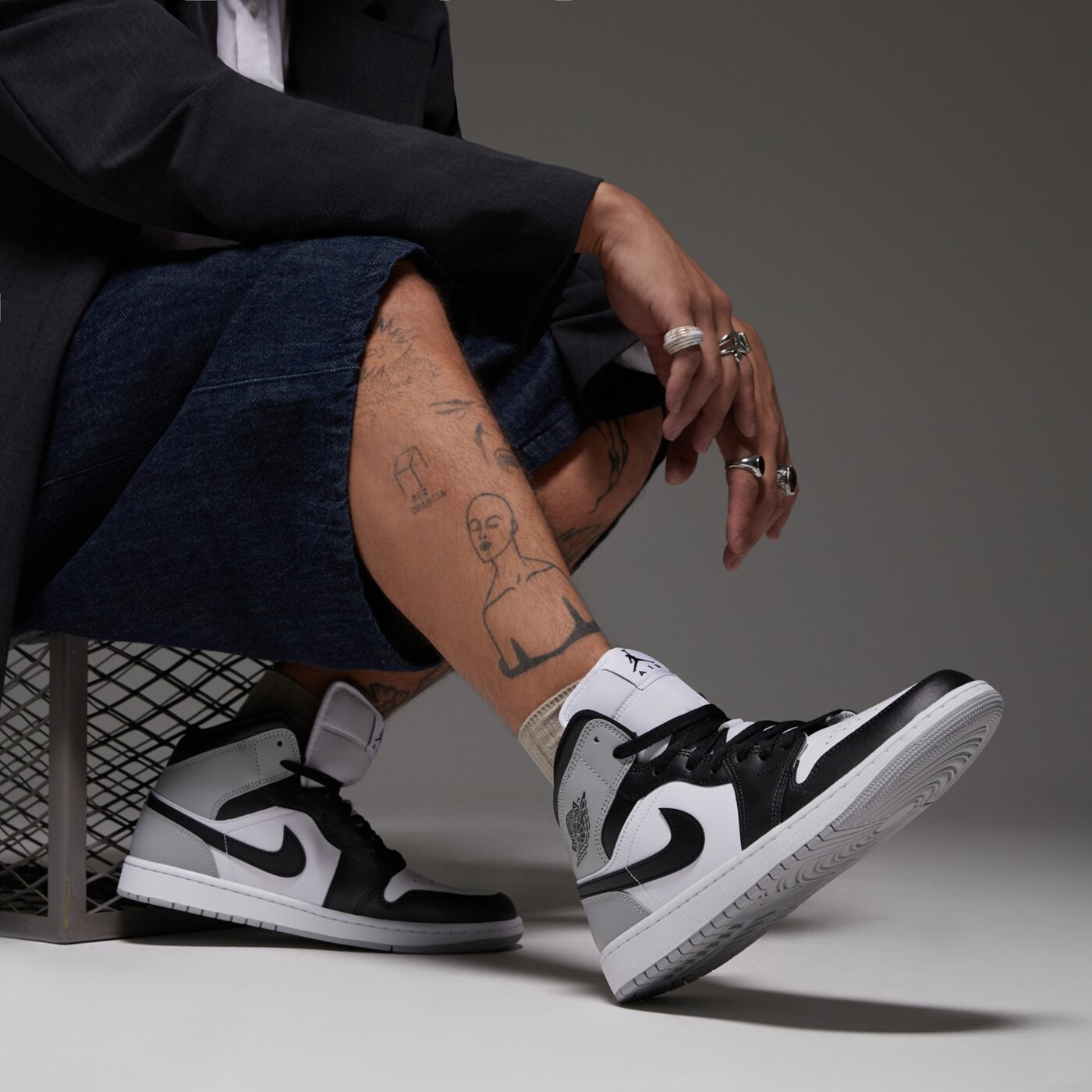 Мъжки маратонки AIR JORDAN 1 MID  dq8426-101 цвят черен