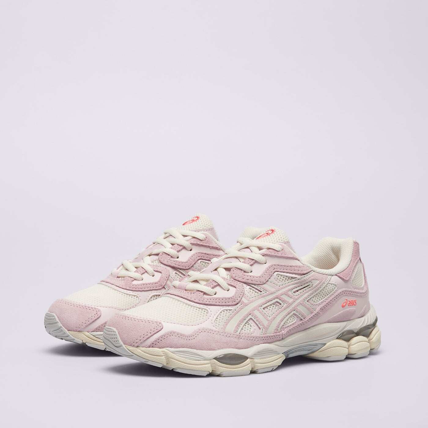 Дамски маратонки ASICS GEL-NYC 1203a383-106 цвят розов