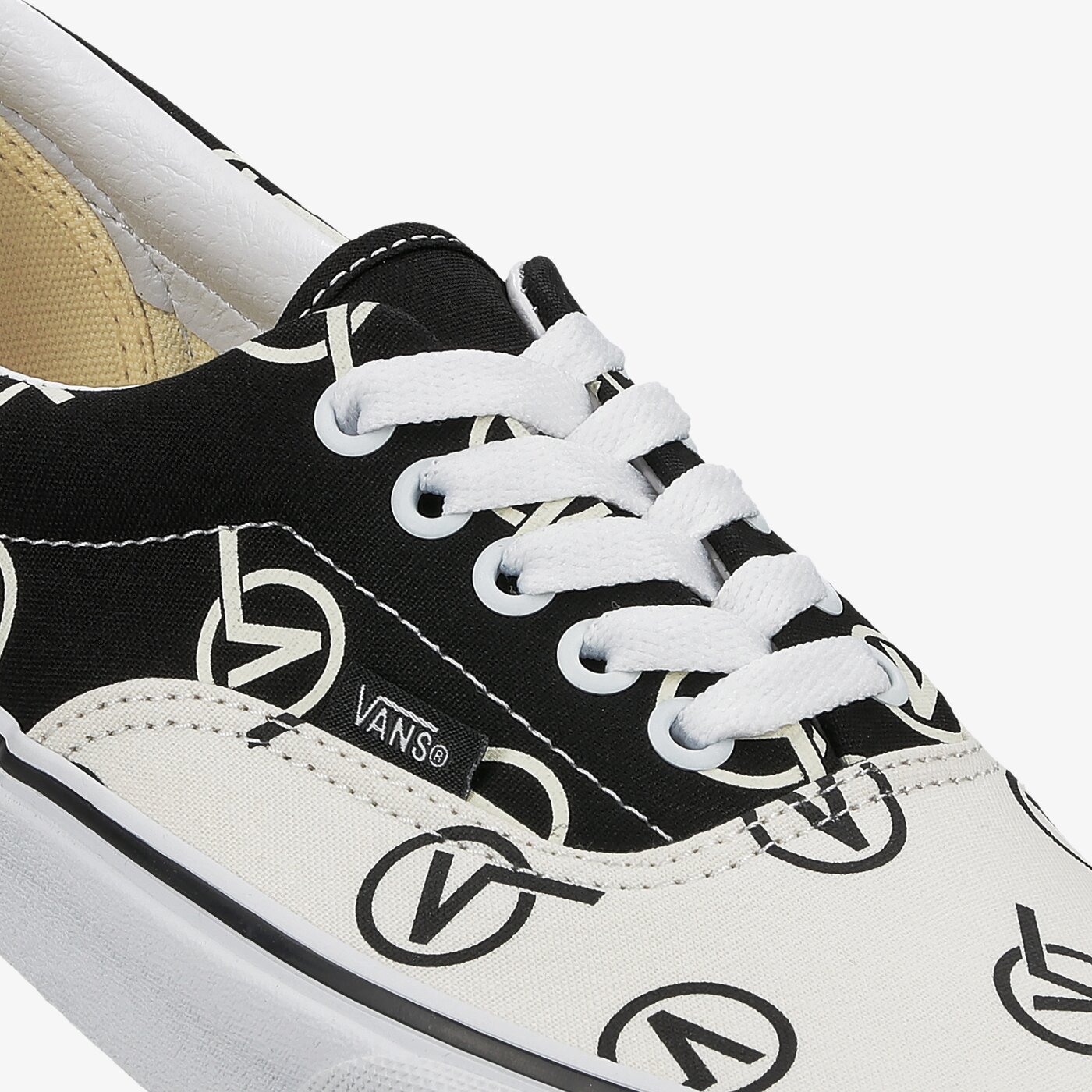 Мъжки маратонки VANS UA ERA  vn0a4bv417h1 цвят бял