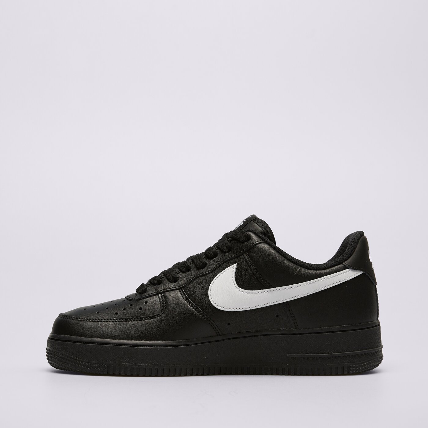 Мъжки маратонки NIKE AIR FORCE 1 '07  fz0627-010 цвят черен