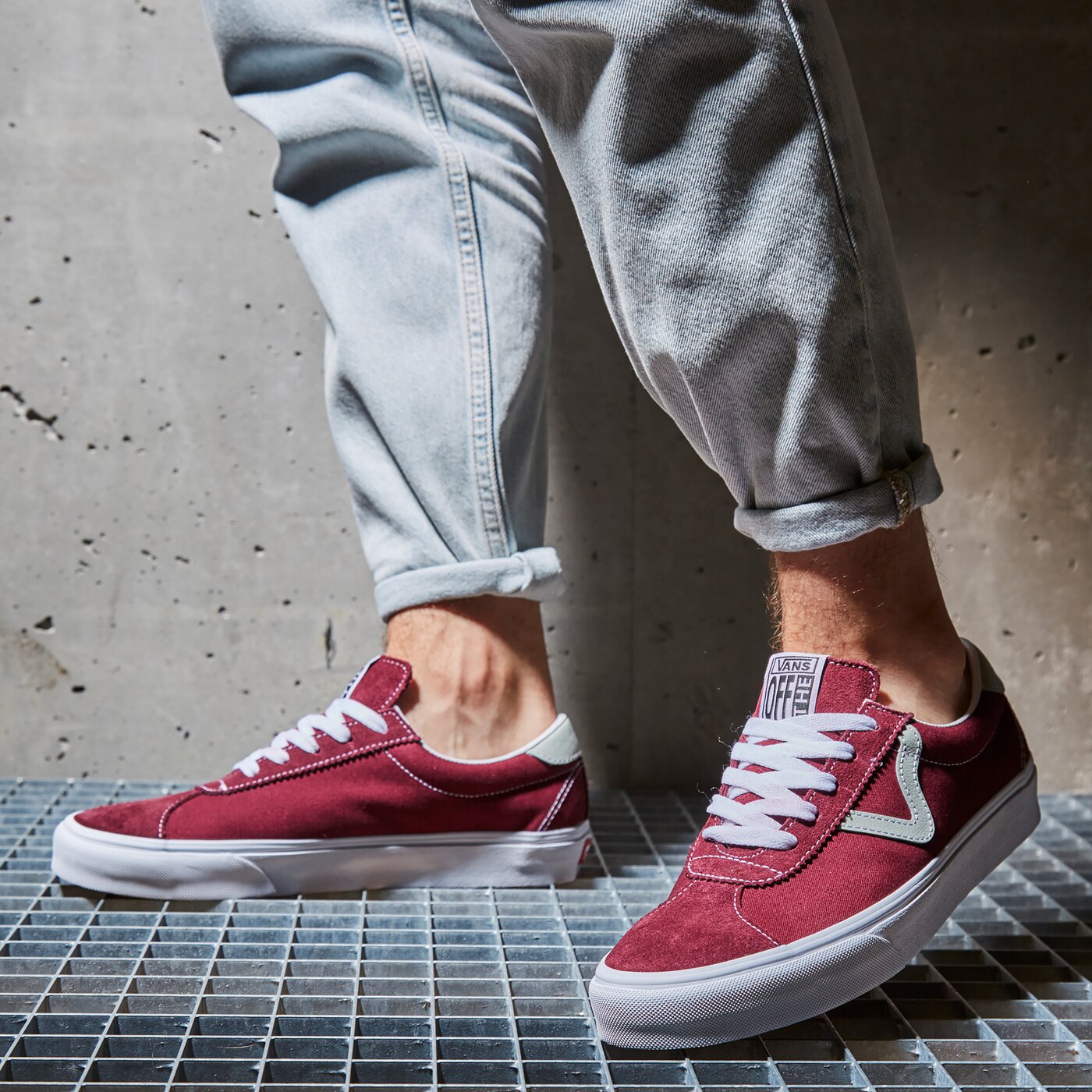 Мъжки маратонки VANS UA SPORT vn0a4bu64pr1 цвят бордо