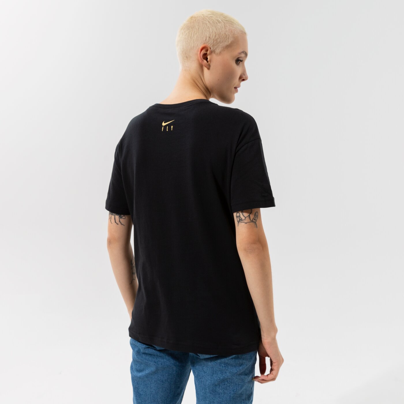 Дамска тениска NIKE ТЕНИСКА W NK SSNL VERB BOY SS TEE NBA dj6388-011 цвят черен