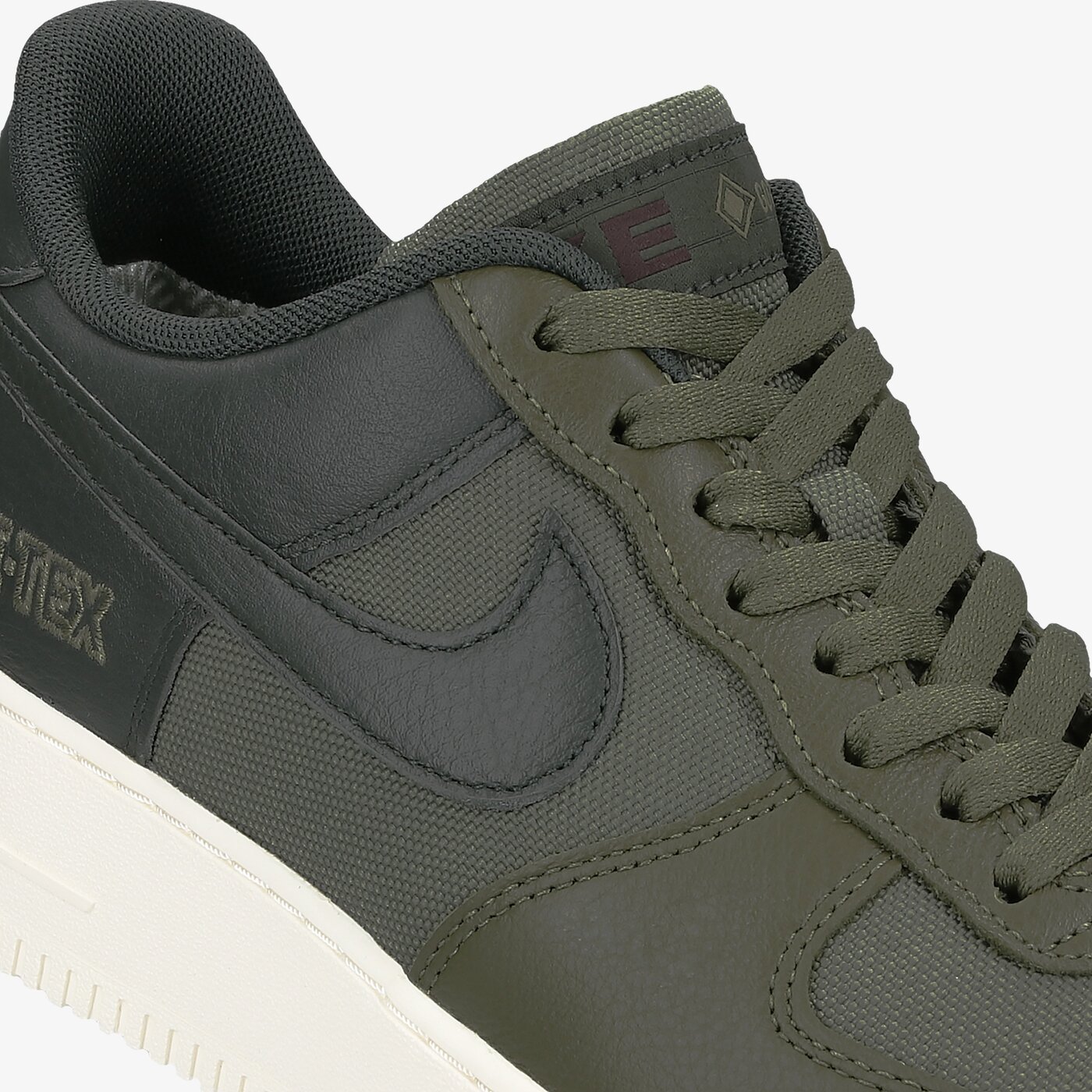 Мъжки маратонки NIKE AIR FORCE 1 GTX ct2858-200 цвят зелен