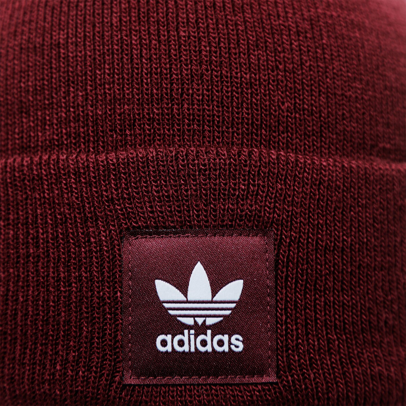 Дамска зимна шапка ADIDAS ЗИМНА ШАПКА AC CUFF KNIT gd4560 цвят бордо