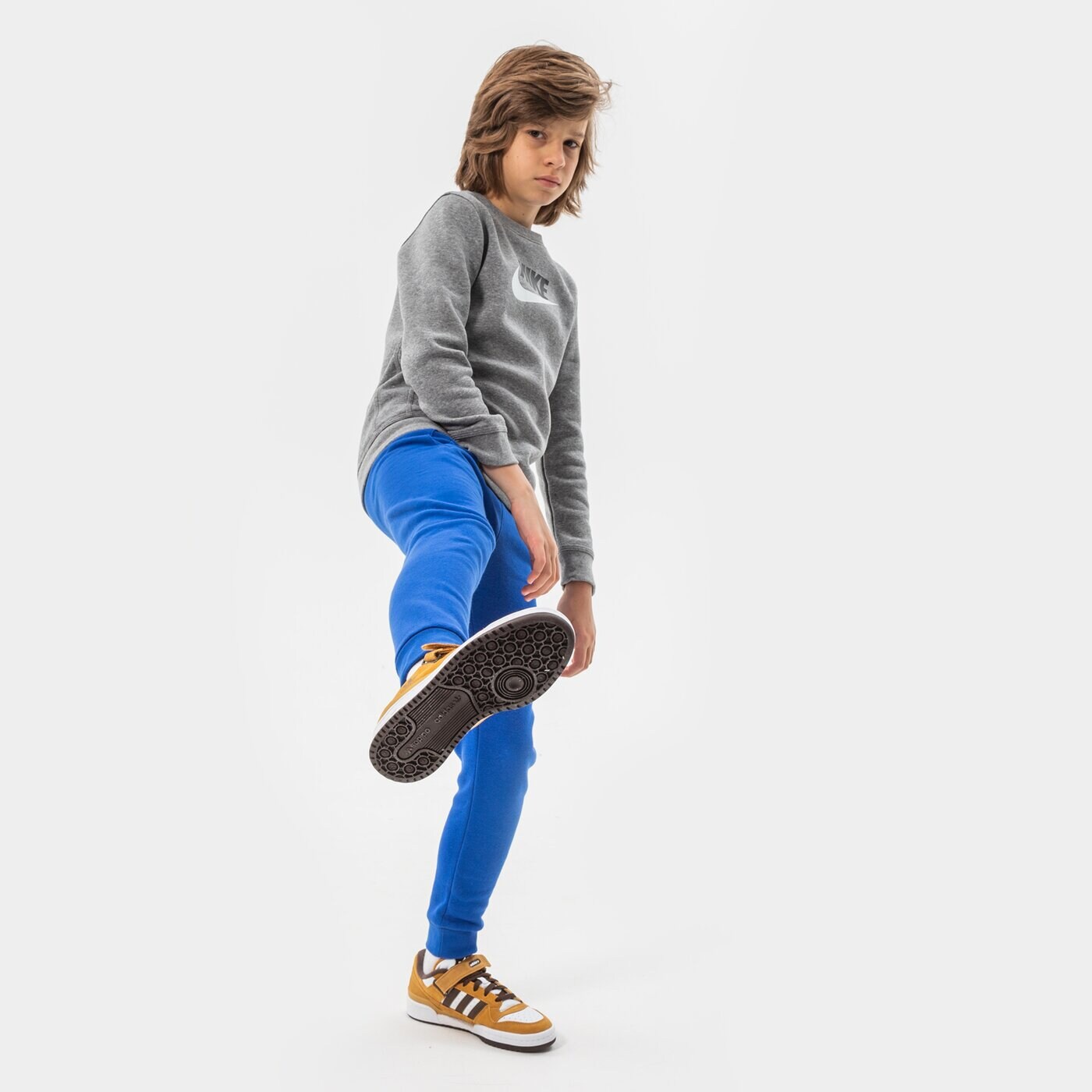 Детски панталони NIKE ПАНТАЛОНИ NIKE SPORTSWEAR CLUB FLEECE BOY cj7863-481 цвят син