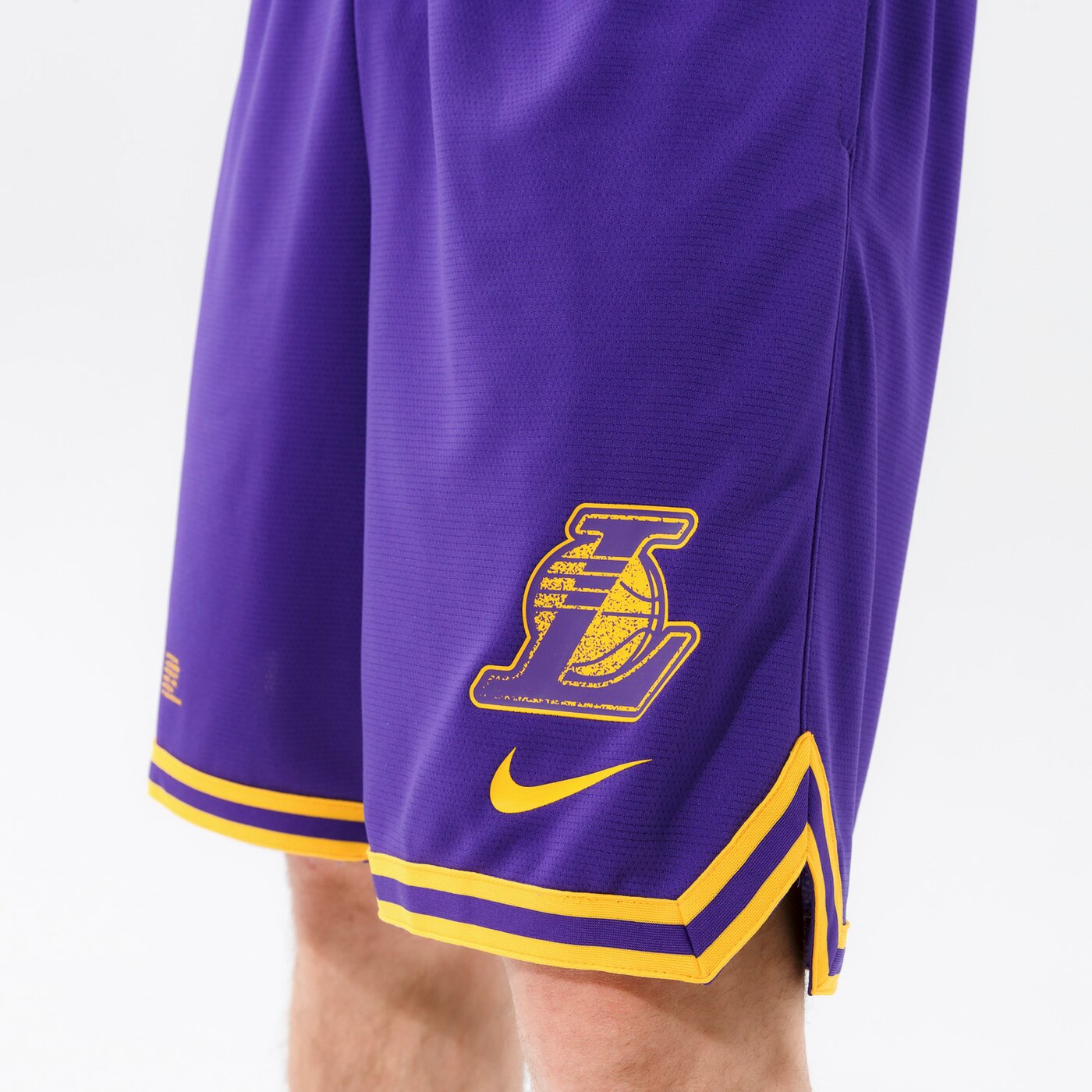 Мъжки къси панталони NIKE ШОРТИ LAL M NK DF DNA SHORT TEAM NBA dh9175-504 цвят виолетов
