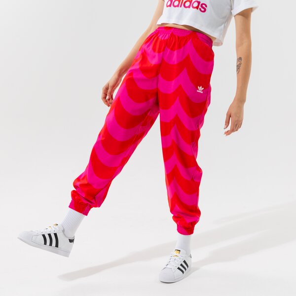 Дамски панталони ADIDAS ПАНТАЛОНИ TRACK PANT h20480 цвят червен