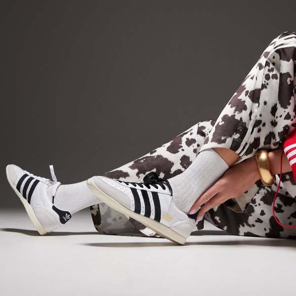 Дамски маратонки ADIDAS JAPAN ih5489 цвят бял