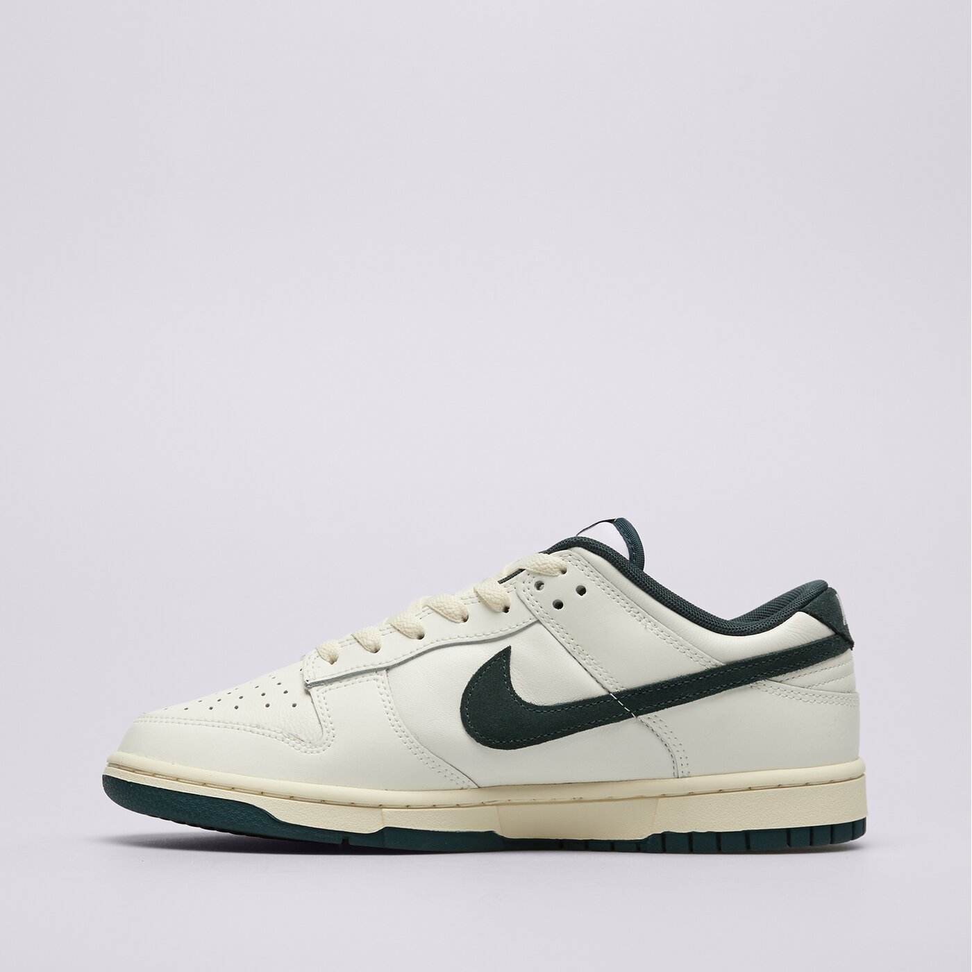 Мъжки маратонки NIKE DUNK LOW fq8080-133 цвят бежов