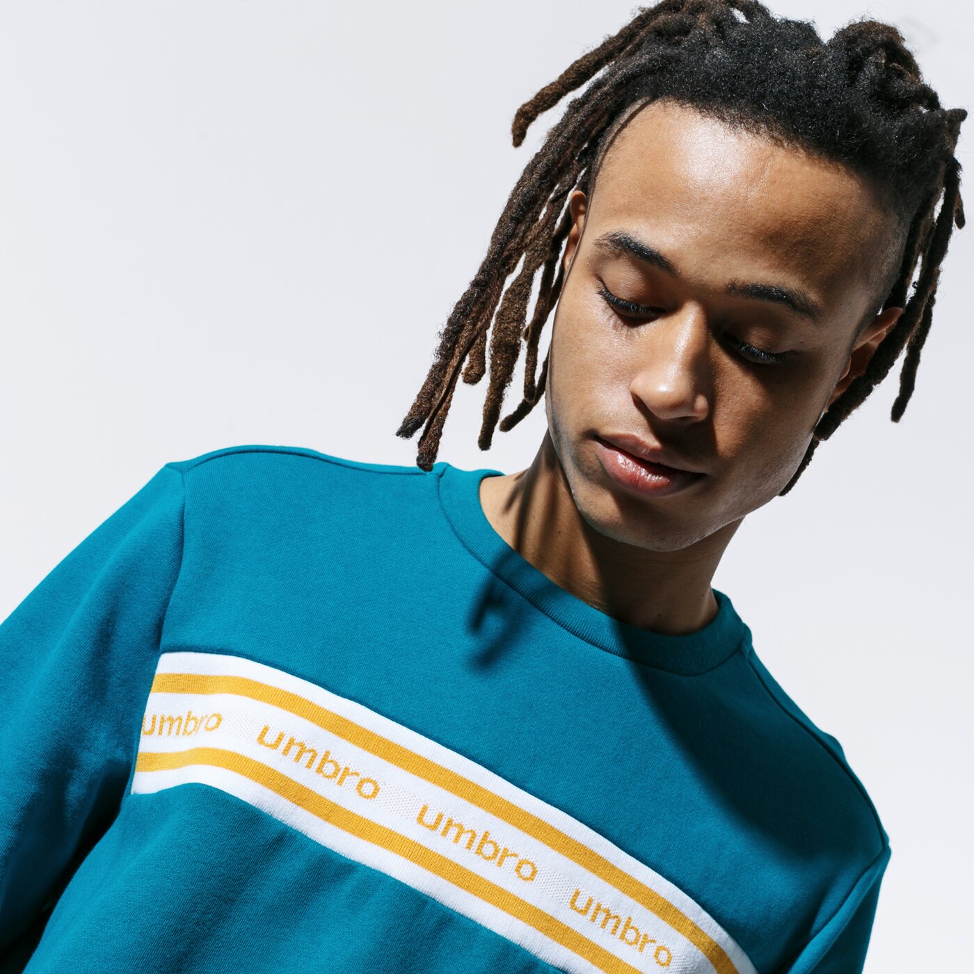 Мъжки суичър UMBRO СУИТЧЪР RETRO SWEATSHIRT GRN ul39blm89002 цвят зелен