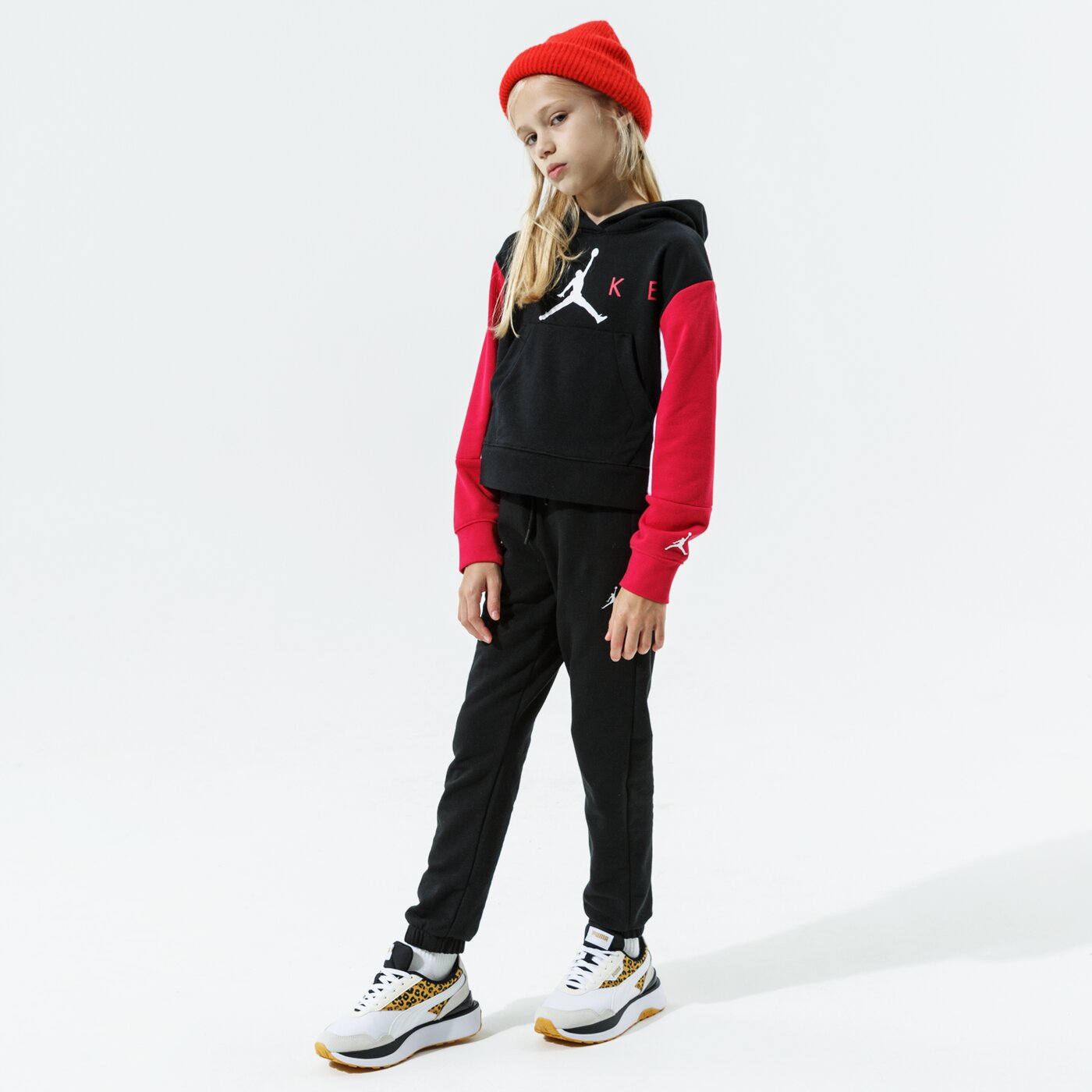 Детски суичър JORDAN СУИТЧЪР С КАЧУЛКА JUMPMAN BY NIKE HOODIE GIRL 45a761-023 цвят черен