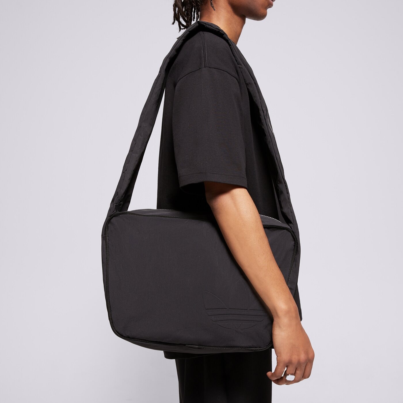 Дамски сак ADIDAS ЧАНТА BOWLING BAG CB jc6082 цвят черен