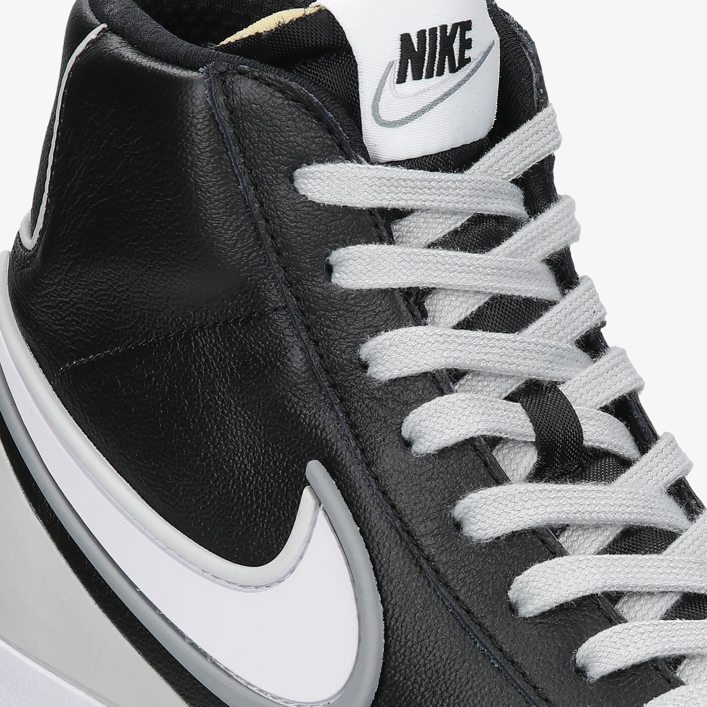 Мъжки маратонки NIKE BLAZER MID '77 INFINITE da7233-001 цвят черен