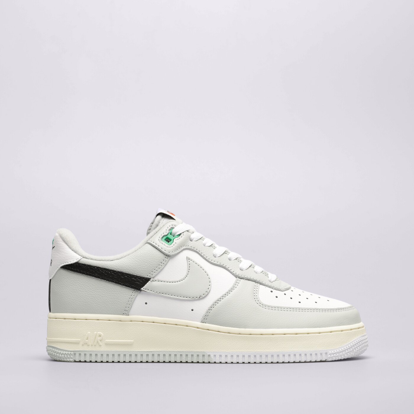 Мъжки маратонки NIKE AIR FORCE 1 '07 LV8 dz2522-001 цвят сив