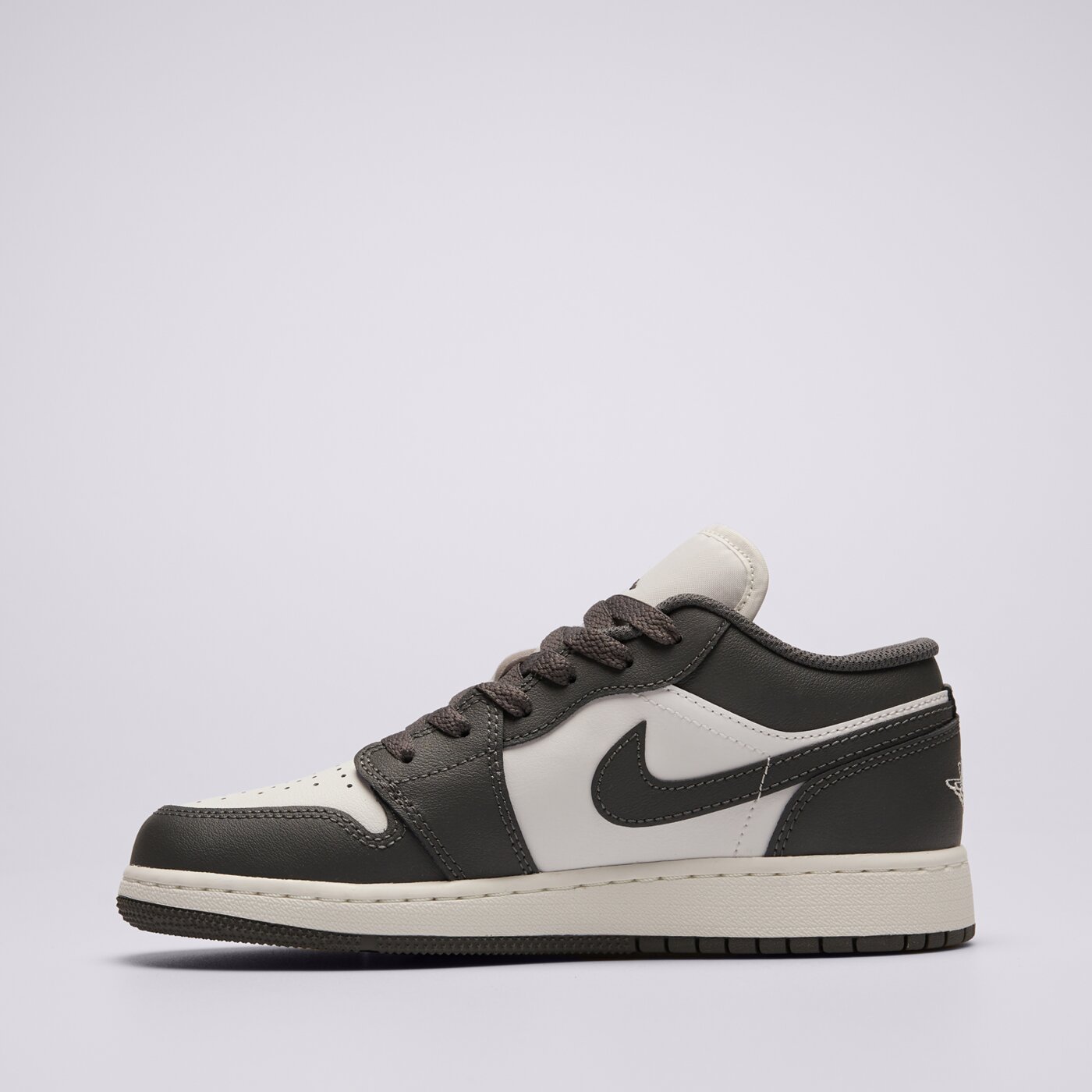 Детски маратонки AIR JORDAN 1 LOW  553560-044 цвят сив