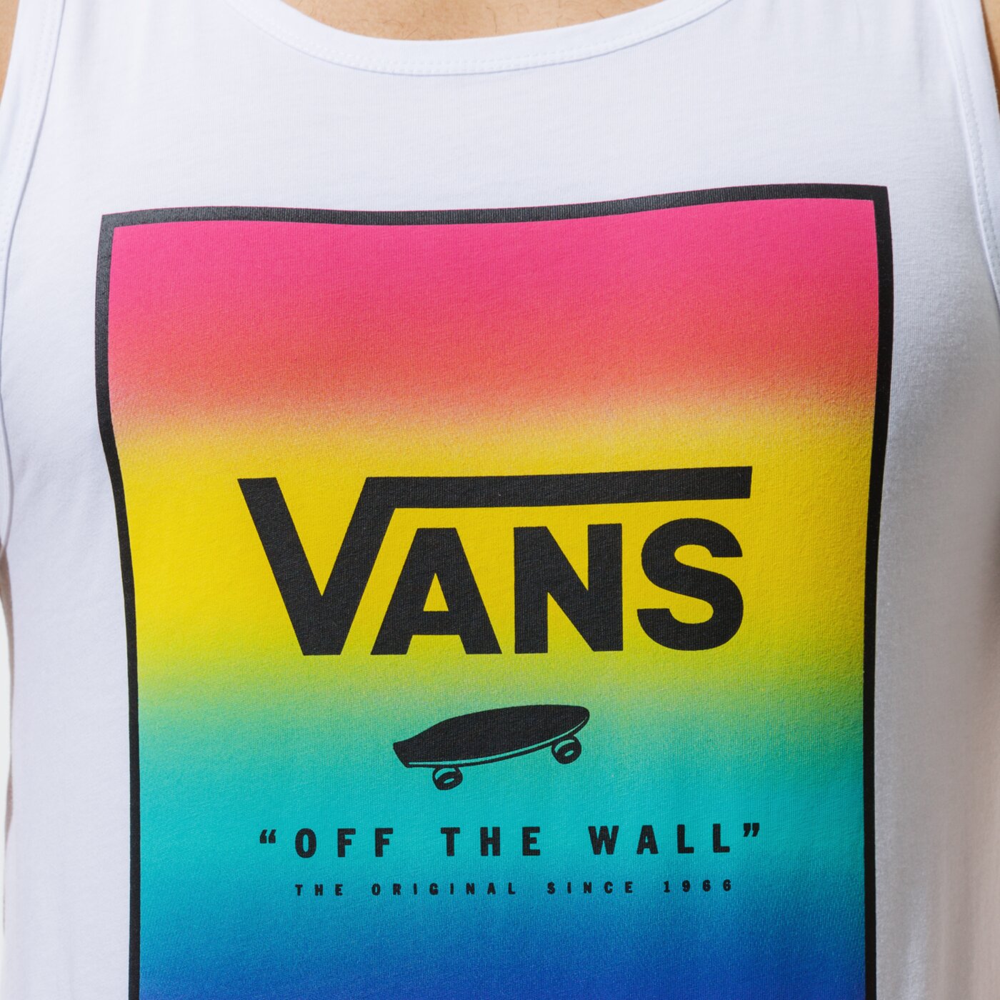 Мъжка тениска VANS ПОТНИК PRINT BOX ПОТНИК vn0a31exzj41 цвят бял