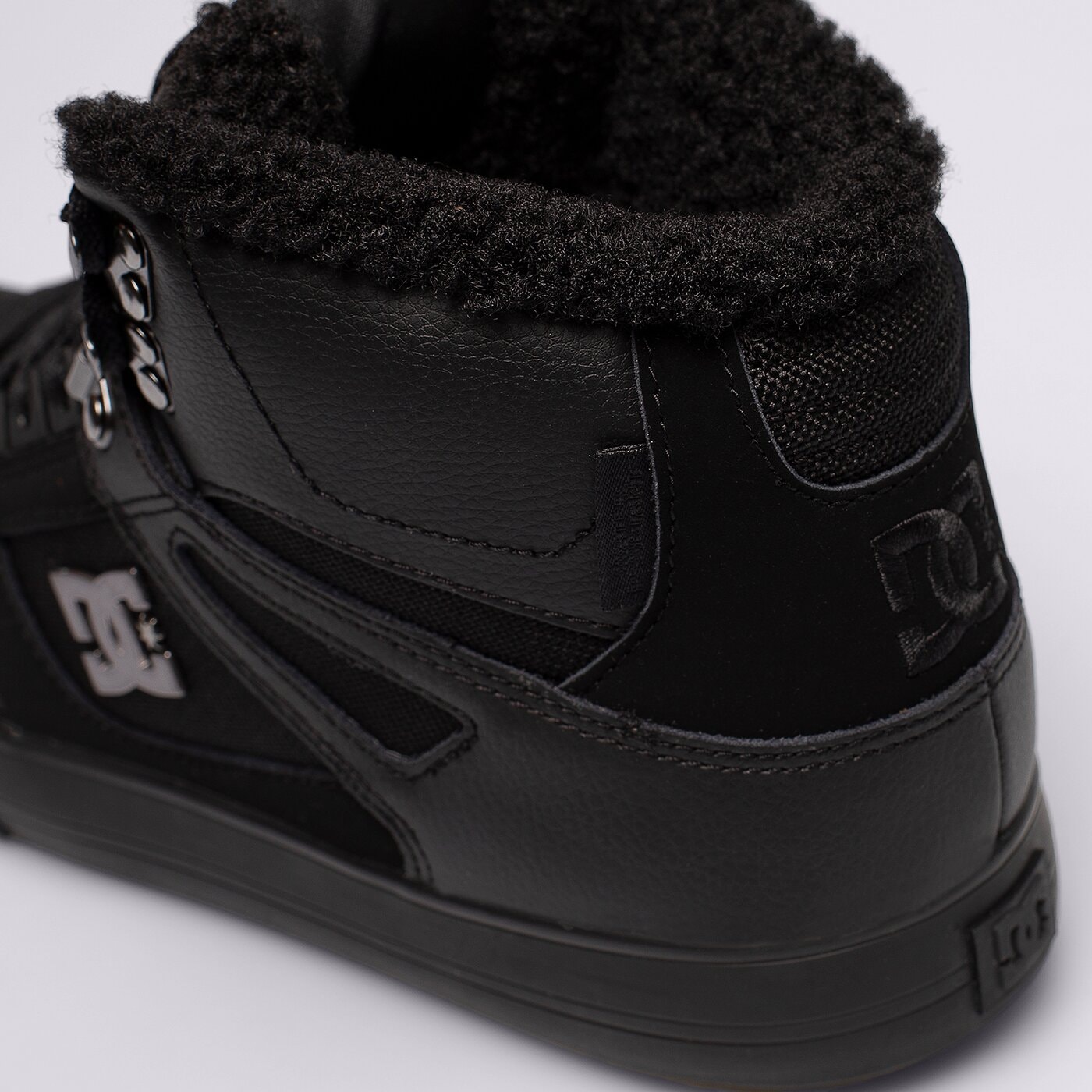 Мъжки зимни обувки DC PURE HIGH-TOP WC WNT adys4000473bk цвят черен