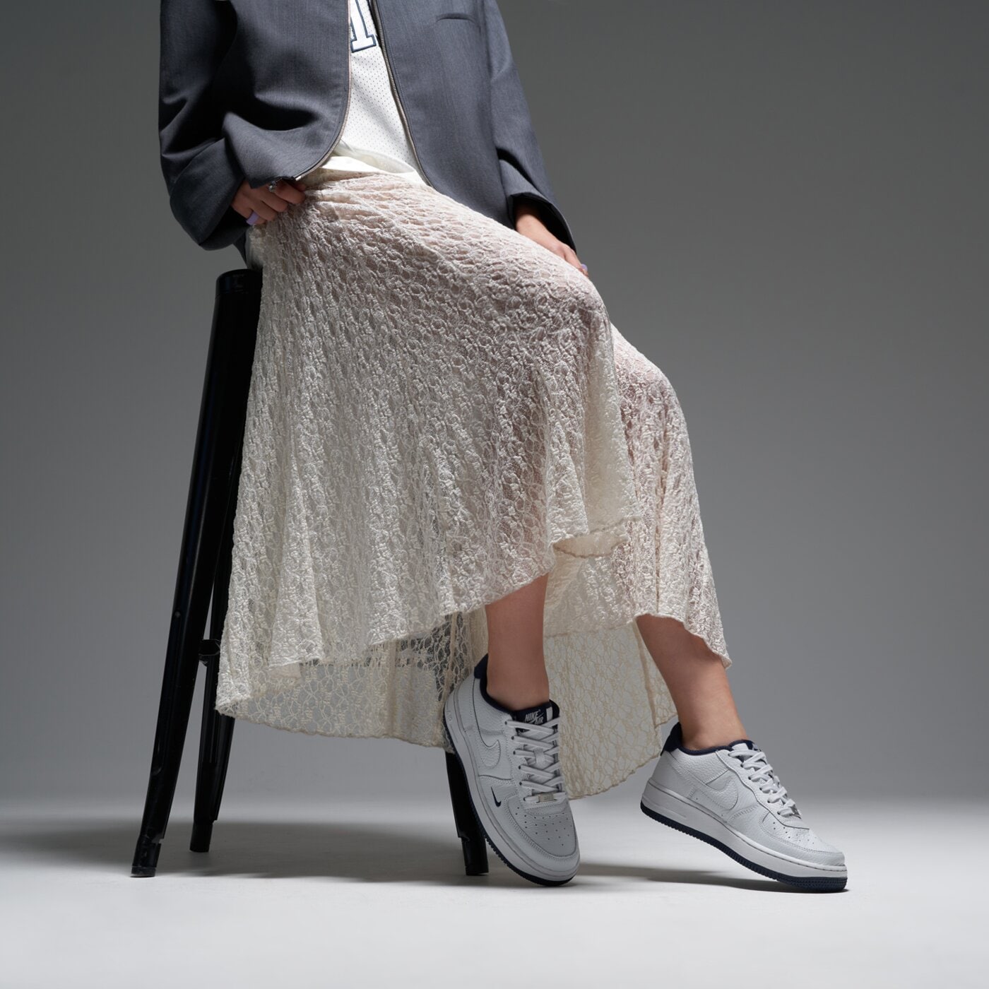 Детски маратонки NIKE AIR FORCE 1 hf0952-001 цвят бял