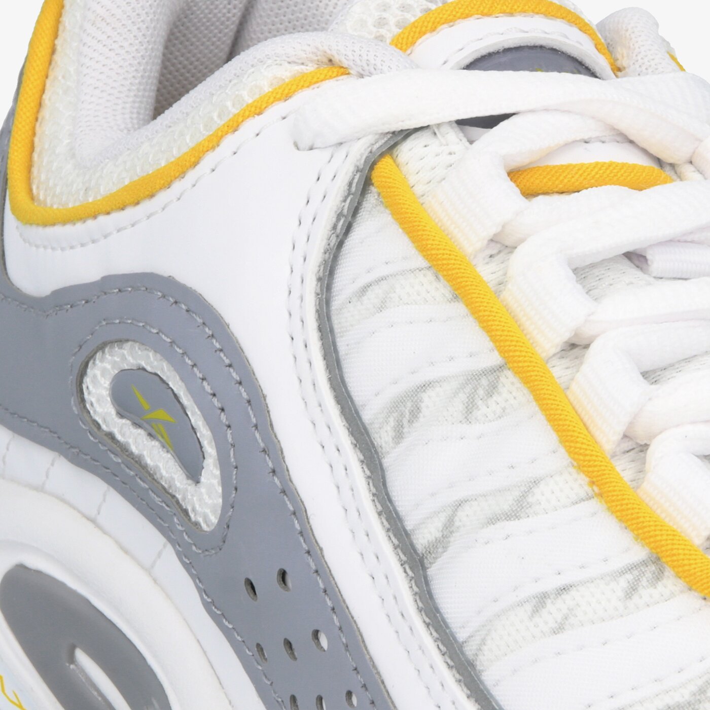 Дамски маратонки REEBOK DAYTONA DMX II dv7352 цвят сив