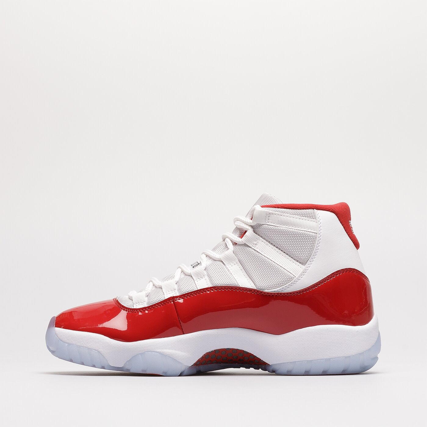 Мъжки маратонки AIR JORDAN 11 RETRO  ct8012-116 цвят бял