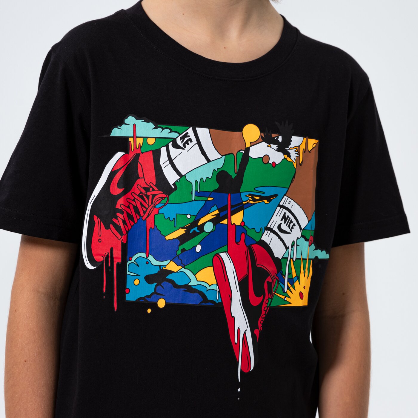 Детска тениска JORDAN ТЕНИСКА MJ DNA JUMPMAN BOY 95b091023 цвят черен