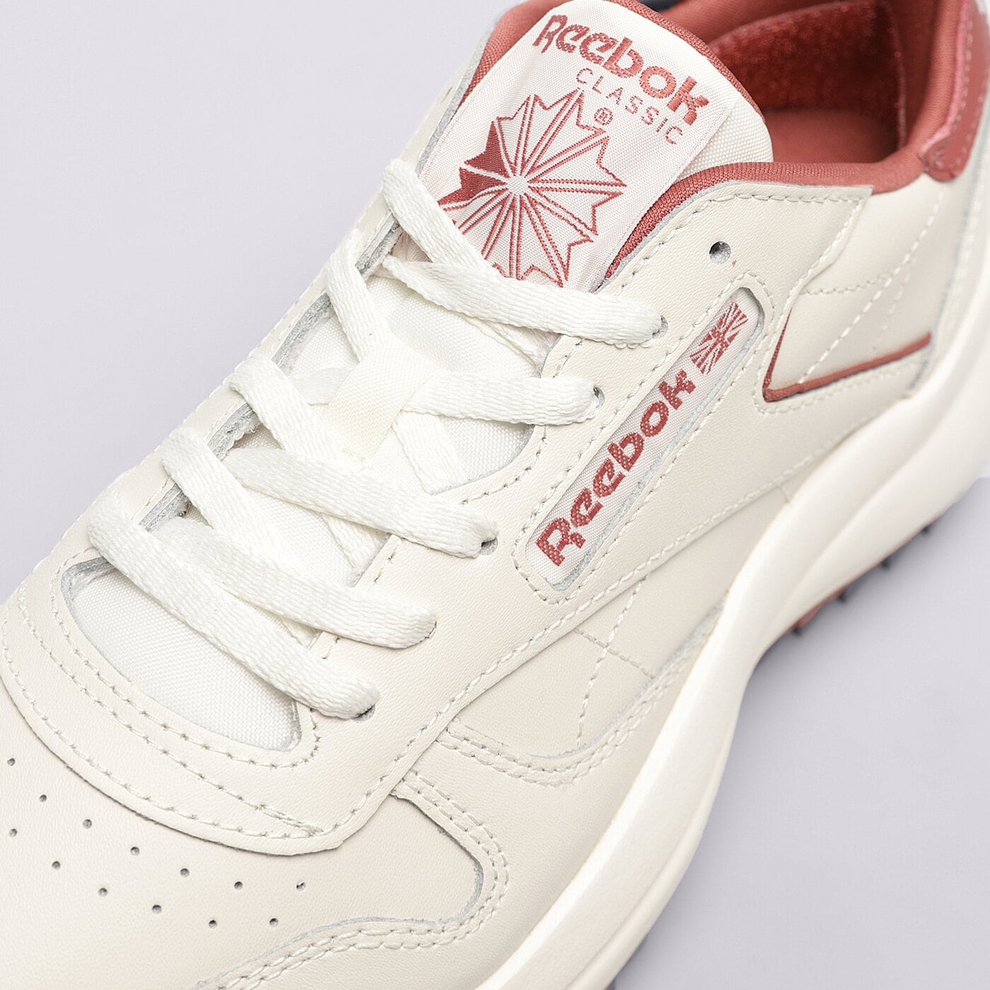 Дамски маратонки REEBOK CLASSIC LEATHER SP EXTRA 100033464 цвят бял