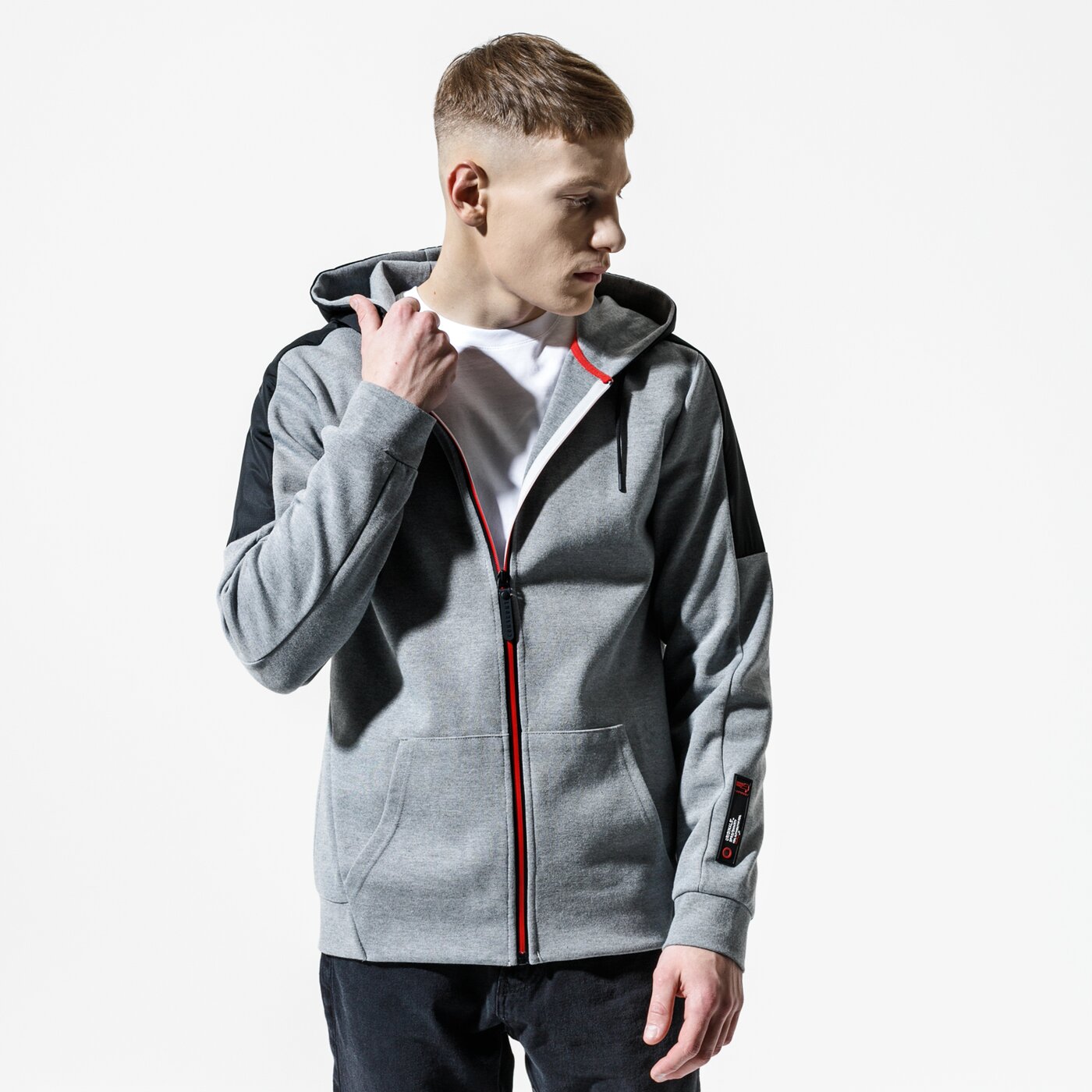 Мъжки суичър CONFRONT СУИТЧЪР СЪС ЗАКОПЧАВАНЕ С КАЧУЛКА GENDRY cf120blm56001 цвят сив