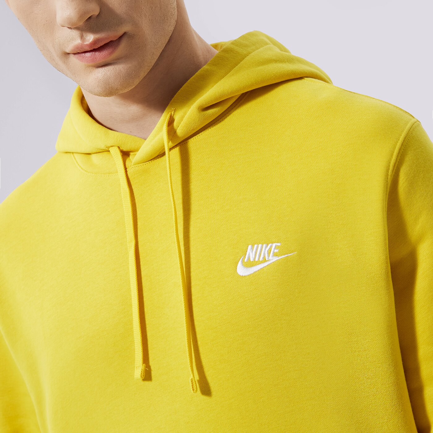 Мъжки суичър NIKE СУИТЧЪР С КАЧУЛКА SPORTSWEAR CLUB FLEECE bv2654-709 цвят жълт