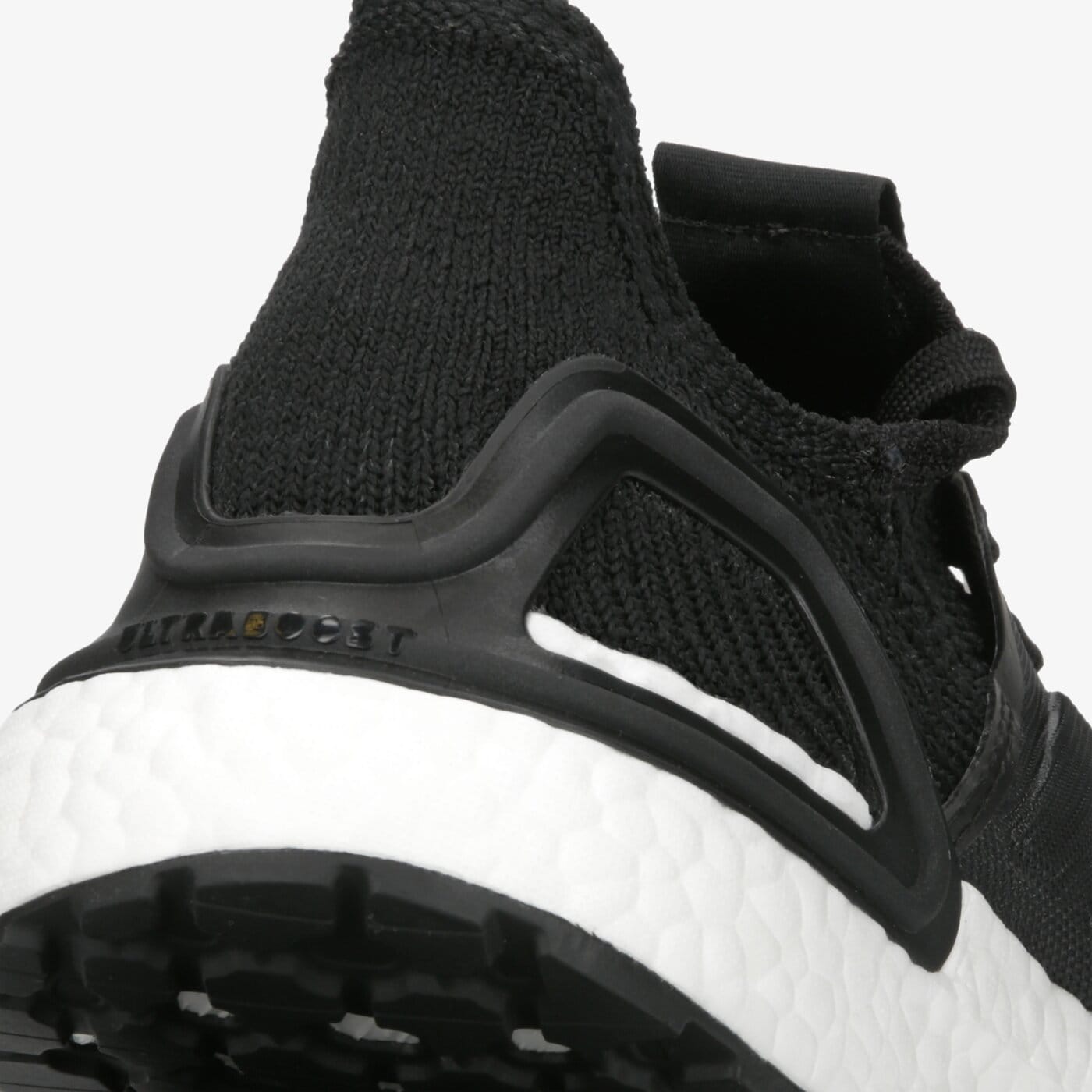 Дамски маратонки ADIDAS ULTRABOOST 19 W g54014 цвят черен