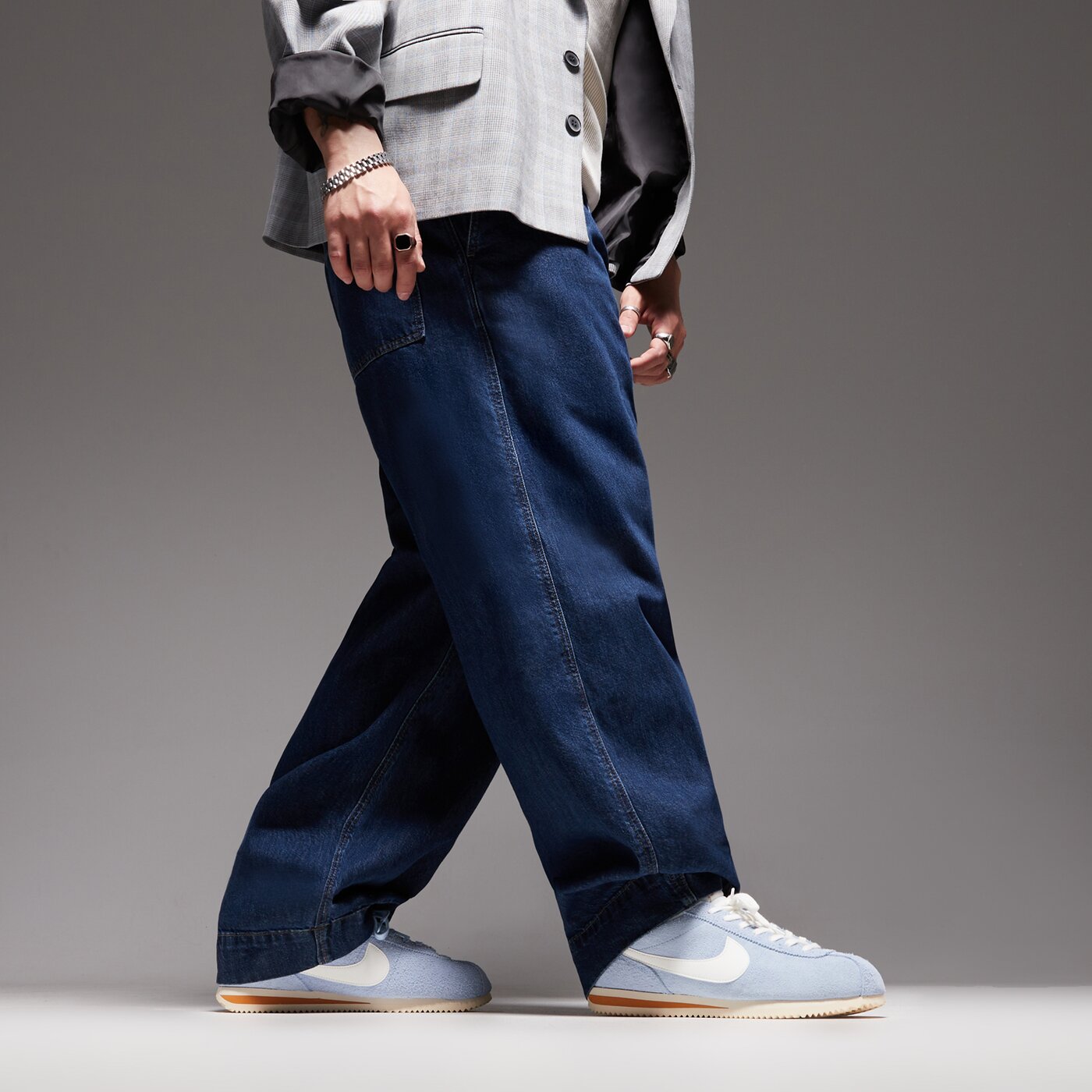 Мъжки маратонки NIKE CORTEZ SE hf3142-400 цвят син