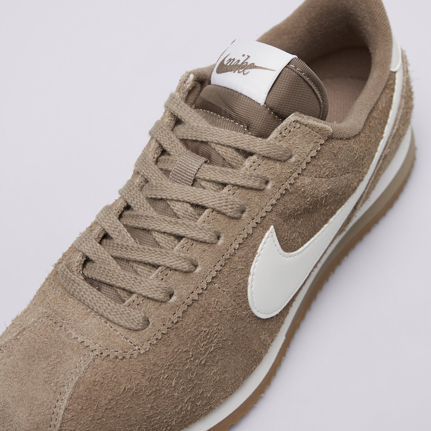 Дамски маратонки NIKE CORTEZ VINTAGE SUEDE fj2530-200 цвят кафяв