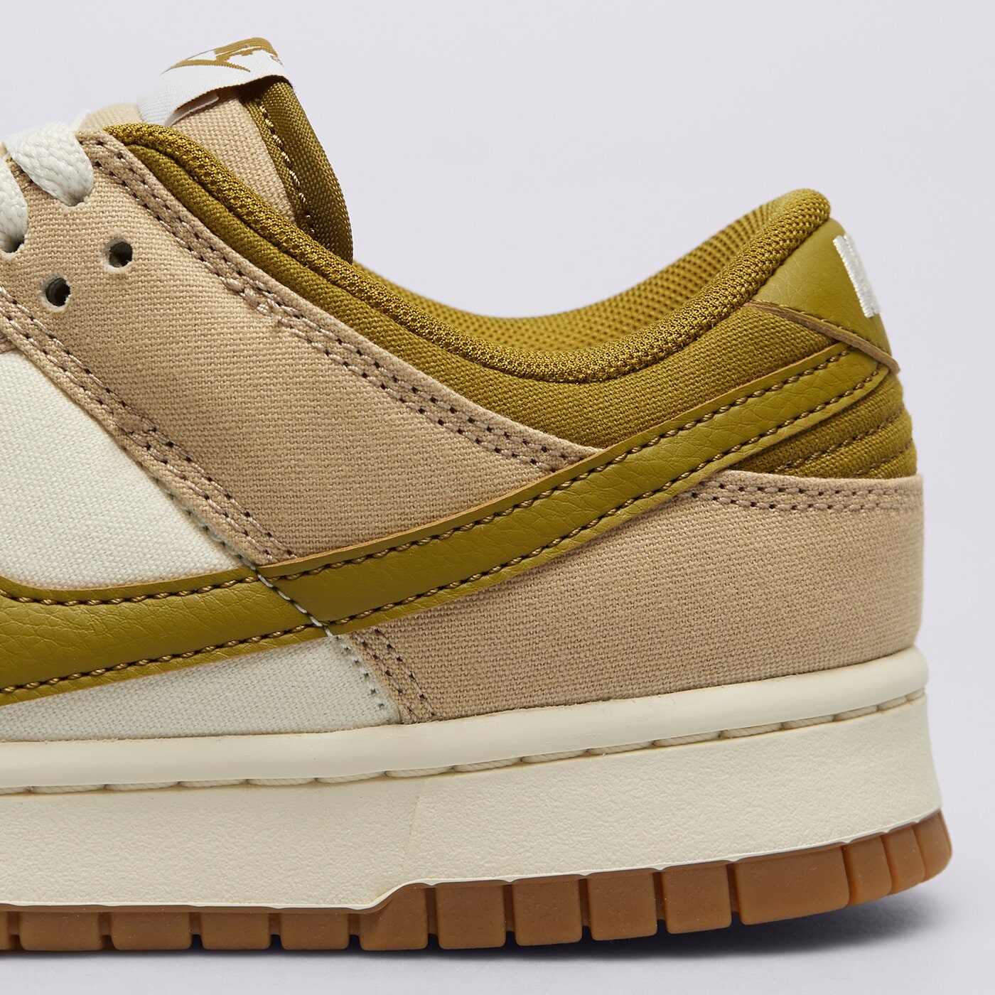 Мъжки маратонки NIKE DUNK LOW hf4262-133 цвят зелен