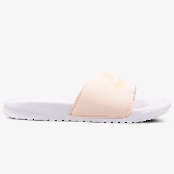 Дамски чехли и сандали NIKE BENASSI PASTEL QS aa4150-800 цвят бял