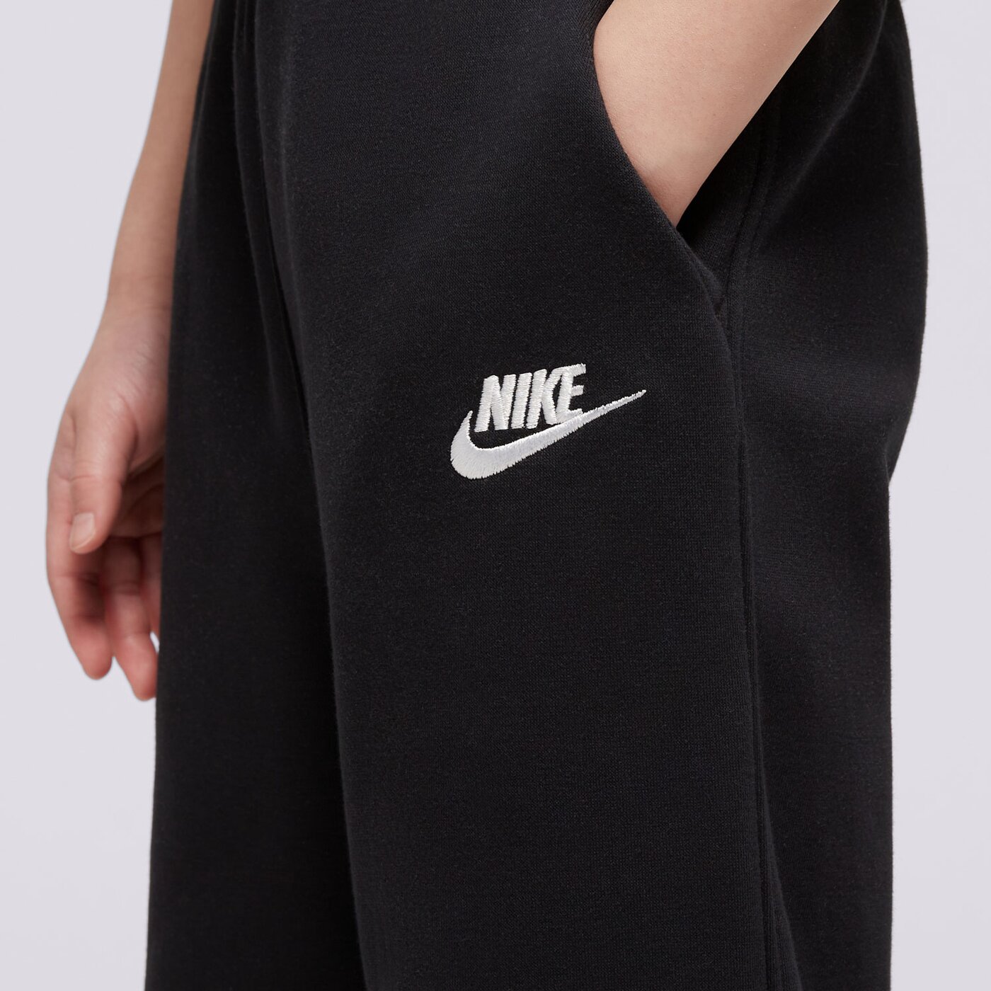 Детски панталони NIKE ПАНТАЛОНИ G NSW CLUB FLC WL PNT LBR G fz6774-010 цвят черен