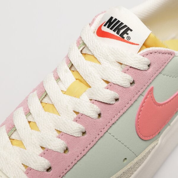 Дамски маратонки NIKE BLAZER LOW PLATFORM dm9464-001 цвят многоцветен