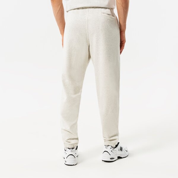 Дамски панталони NEW BALANCE ПАНТАЛОНИ NB ESSENTIALS UNI-SSENTIALS SWEATPANT up21500sah цвят сив