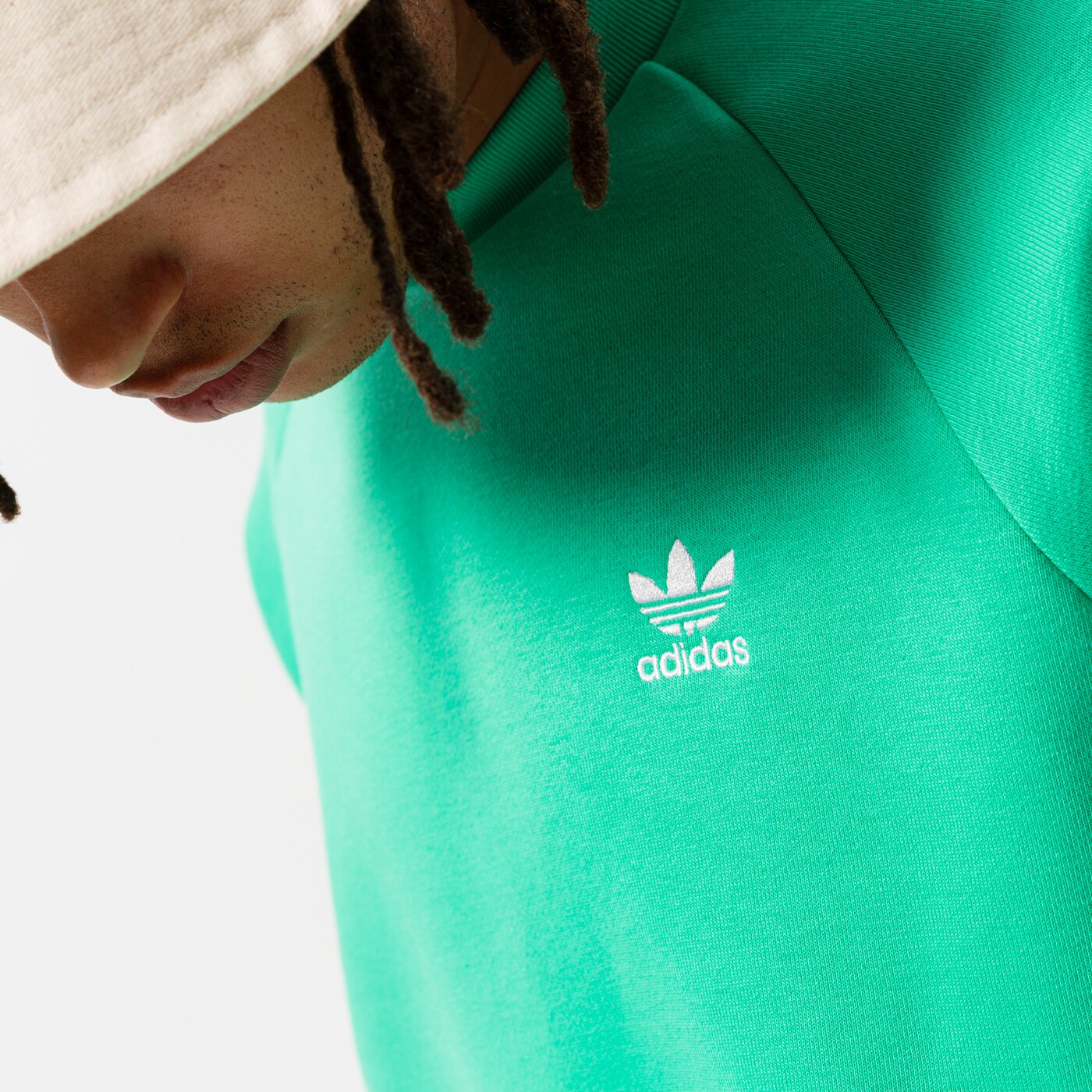 Мъжки суичър ADIDAS СУИТЧЪР ESSENTIAL CREW he9425 цвят зелен