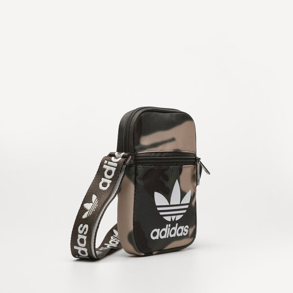 Дамски сак ADIDAS ЧАНТА CAMO FEST BAG h44675 цвят многоцветен