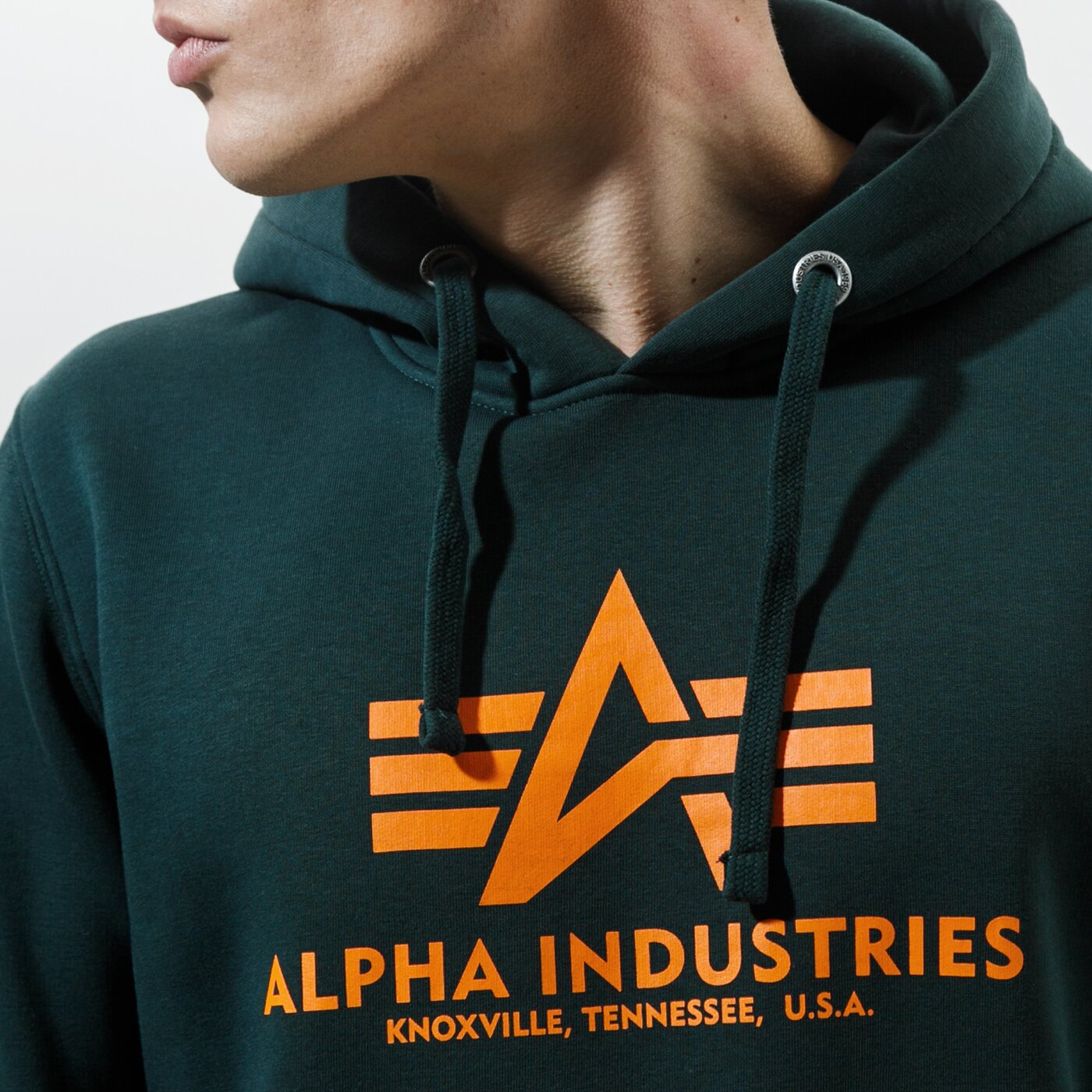 Мъжки суичър ALPHA INDUSTRIES СУИТЧЪР С КАЧУЛКА BASIC HOODY 178312-353 цвят зелен